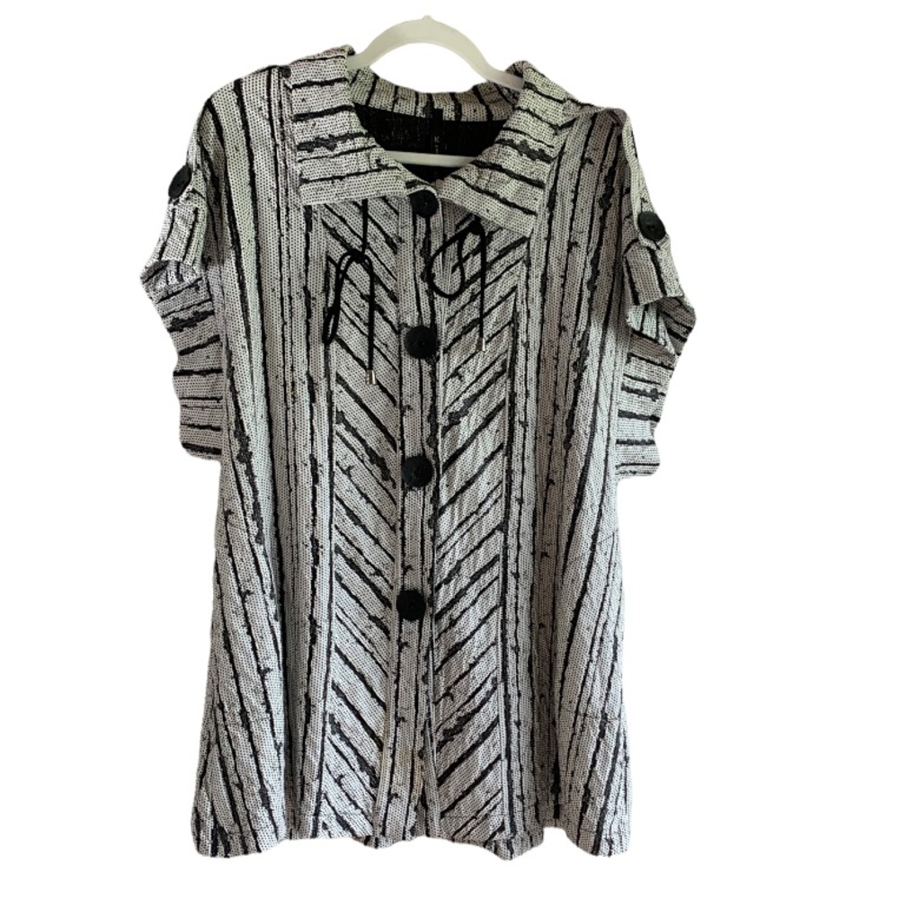 IC by Connie Short Sleeve lightweight Jacket
